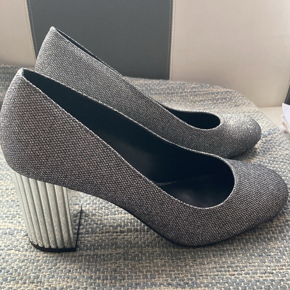 Michael Kors Porter Flex Pump Glitter Chain Mesh in size 7.5 - Picture 2 of 13